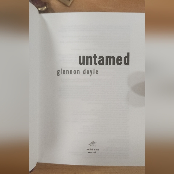 Coach 'Untamed' By Glennon Doyle Book Bag Charm - Picture 9 of 11